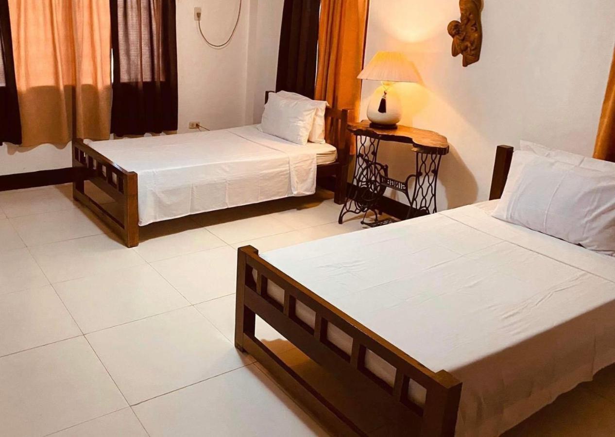 Casa Don Julian Guesthouse Bais Dış mekan fotoğraf